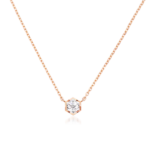 Fio com Pendente Bee de Chaumet