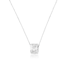 Fio com Pendente Bee de Chaumet