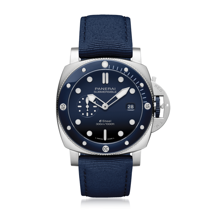 Submersible QuarantaQuattro ESteel™ Blu Profondo