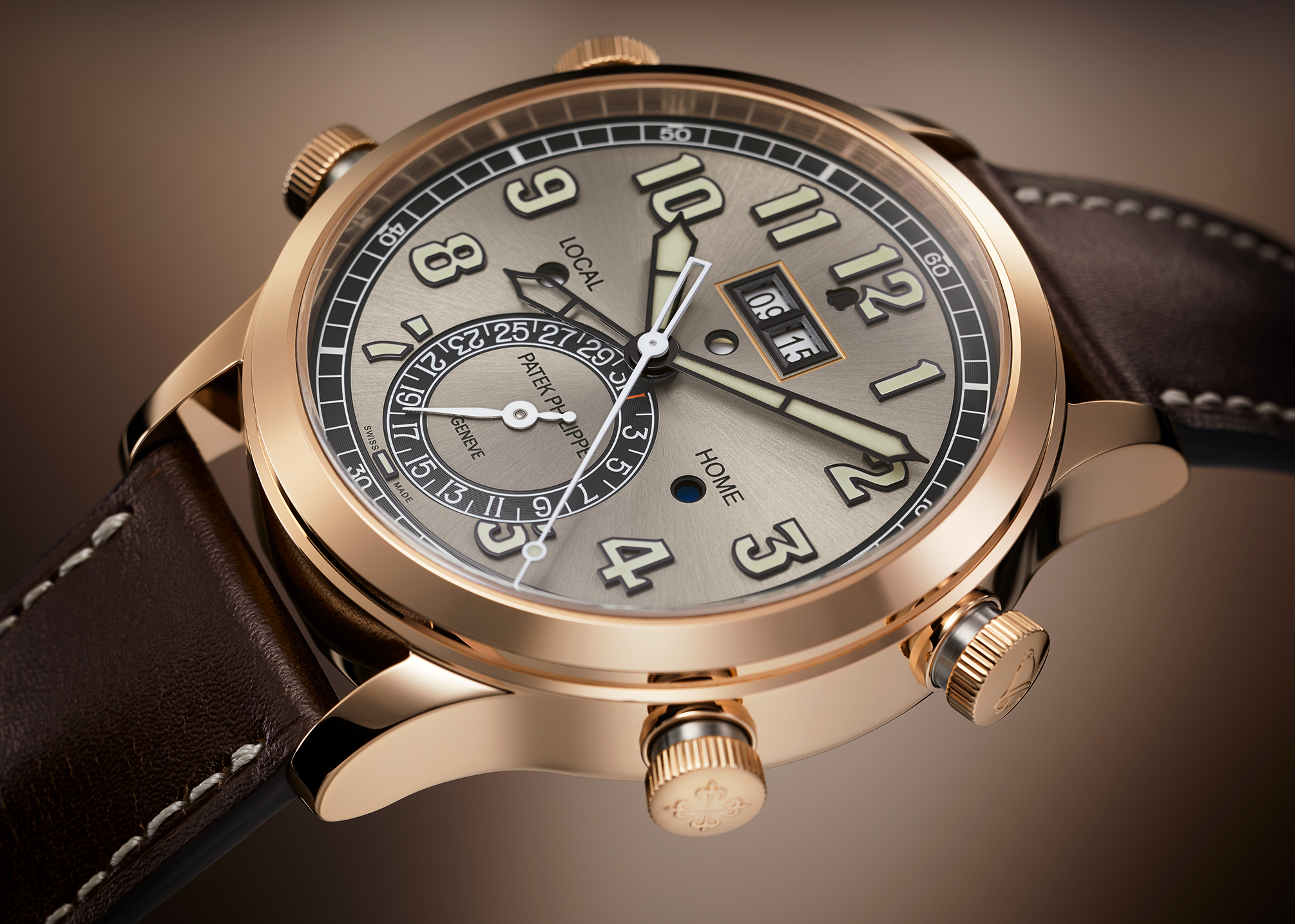 Patek Philippe 5520RG-001: Alarm Travel Time em Ouro Rosa e Ouro Branco
